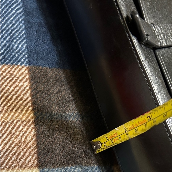 Kelsi Dagger Black Leather Shoulder Bag - Picture 11 of 12